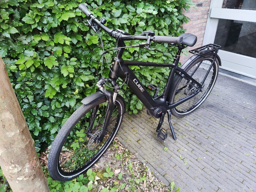 Cube Touring Hybrid Pro 500 M (2023), Vélos & Vélomoteurs, Vélos électriques, 51 à 55 cm, 50 km par batterie ou plus, Comme neuf
