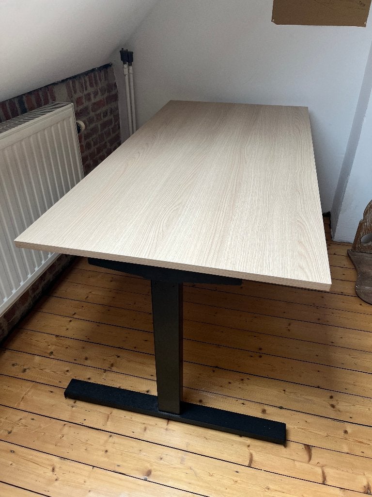 Als nieuw - elektische zit sta bureau 80x160cm, Maison & Meubles, Bureaux, Neuf, Électrique, Bureau assis-debout, Bois
