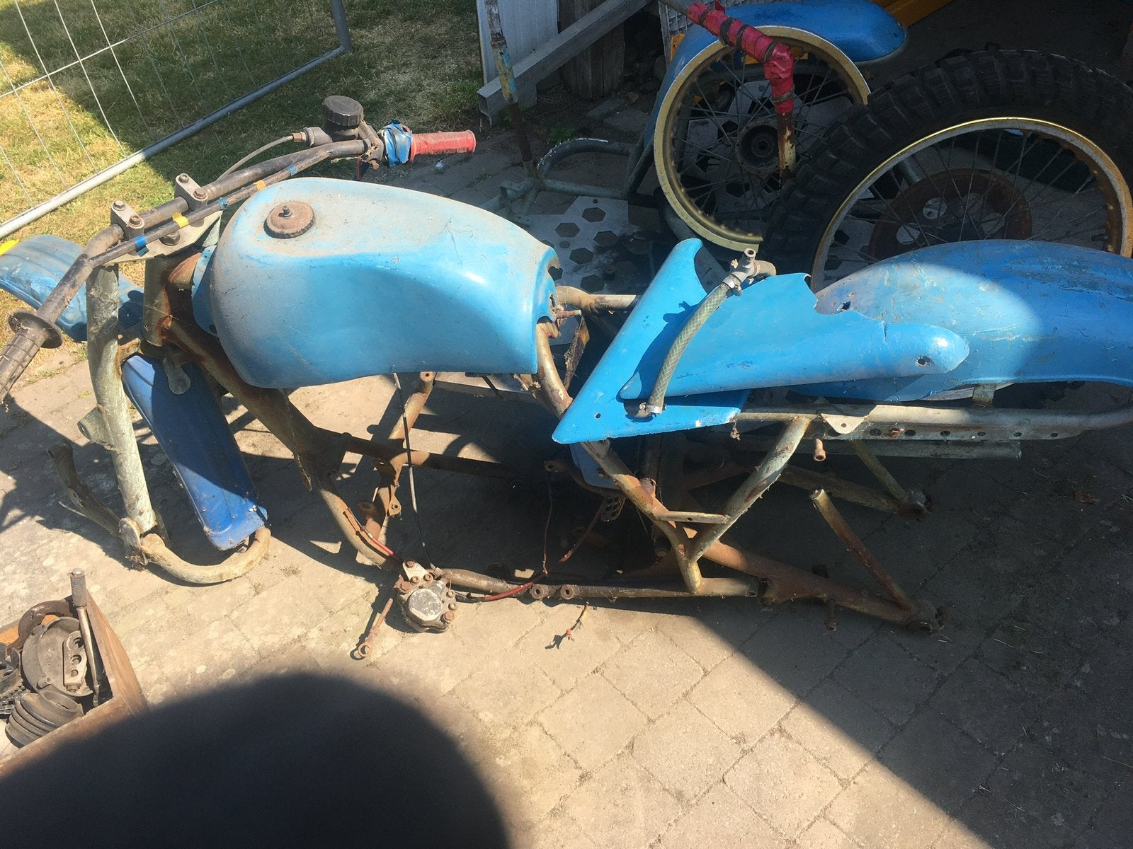 EML zijspan crossmoto, Motos, Enlèvement, Utilisé