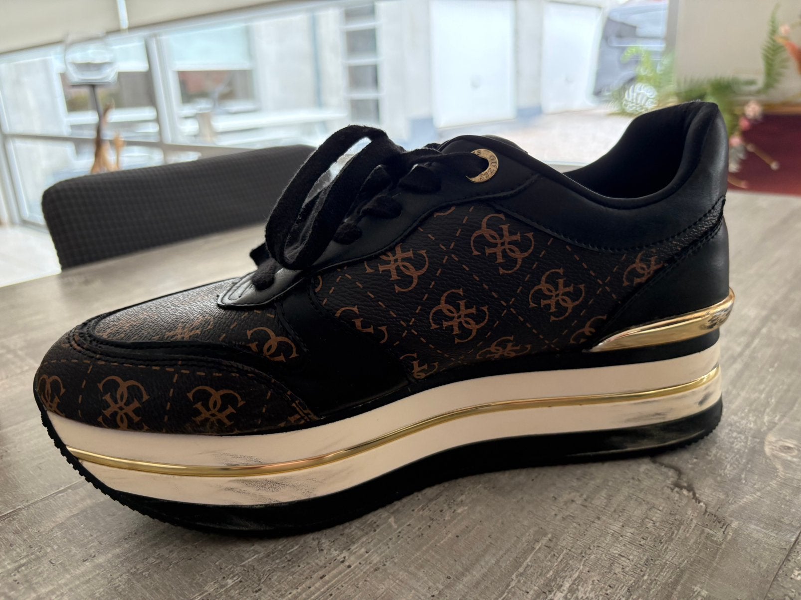Espadrilles hautes Guess, Sneakers et Baskets, Comme neuf, Noir, Envoi