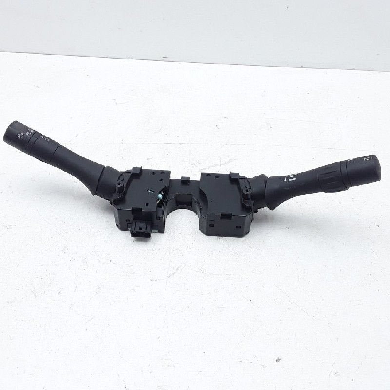 COMBISCHAKELAAR STUUR Nissan Note (E12) (08-2012/12-2016), Gebruikt, Nissan