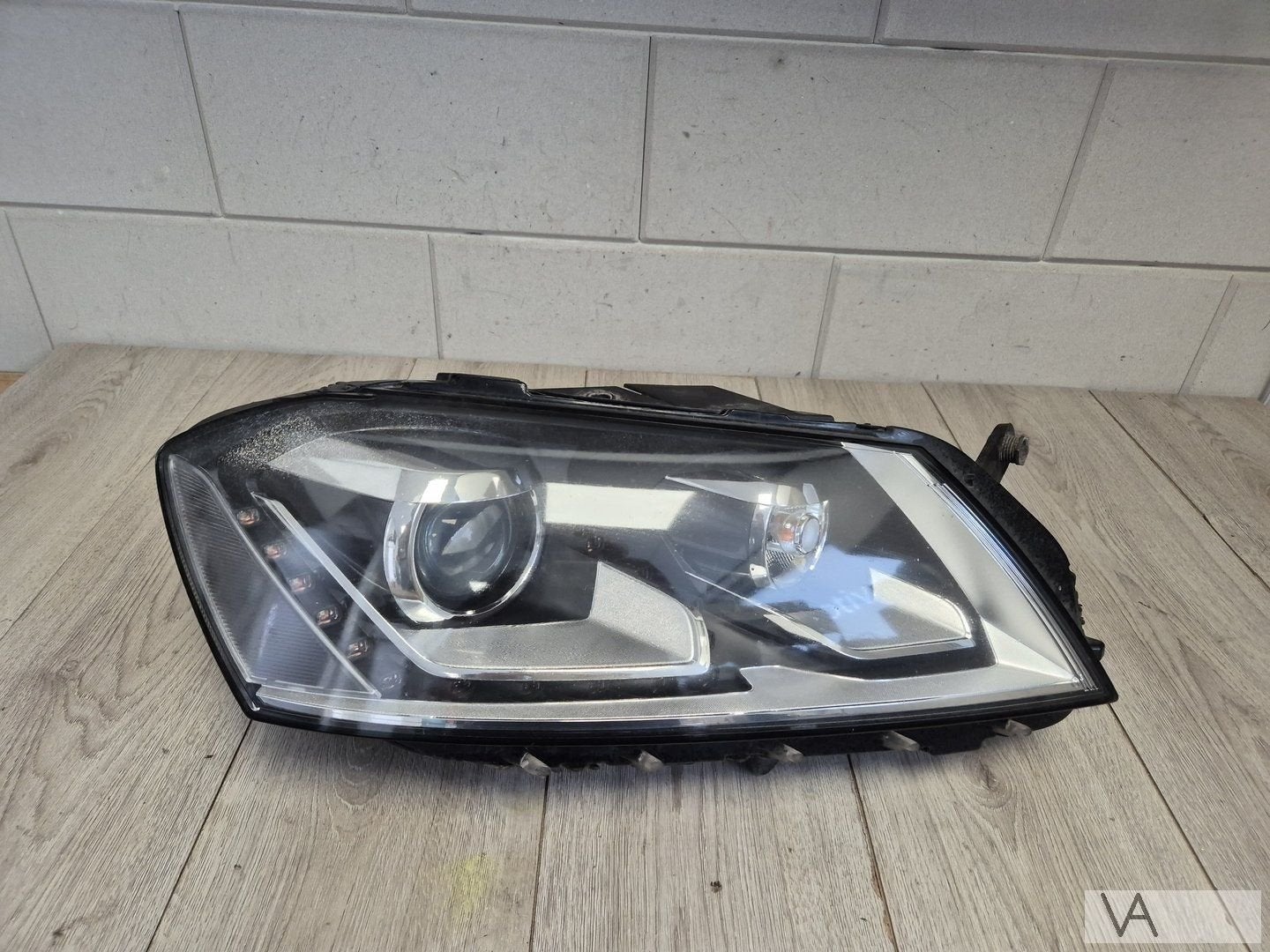 VW Passat 2010 - 2015 koplamp xenon led rechts 3ab941752, Auto-onderdelen, Gebruikt, -, Volkswagen, -