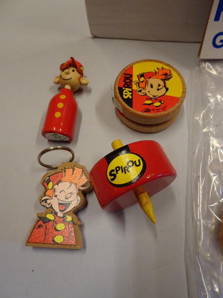 4 Objets en bois Vilac - Spirou - Franquin, Collections, Enlèvement ou Envoi, Gaston ou Spirou, Neuf, Statue ou Figurine