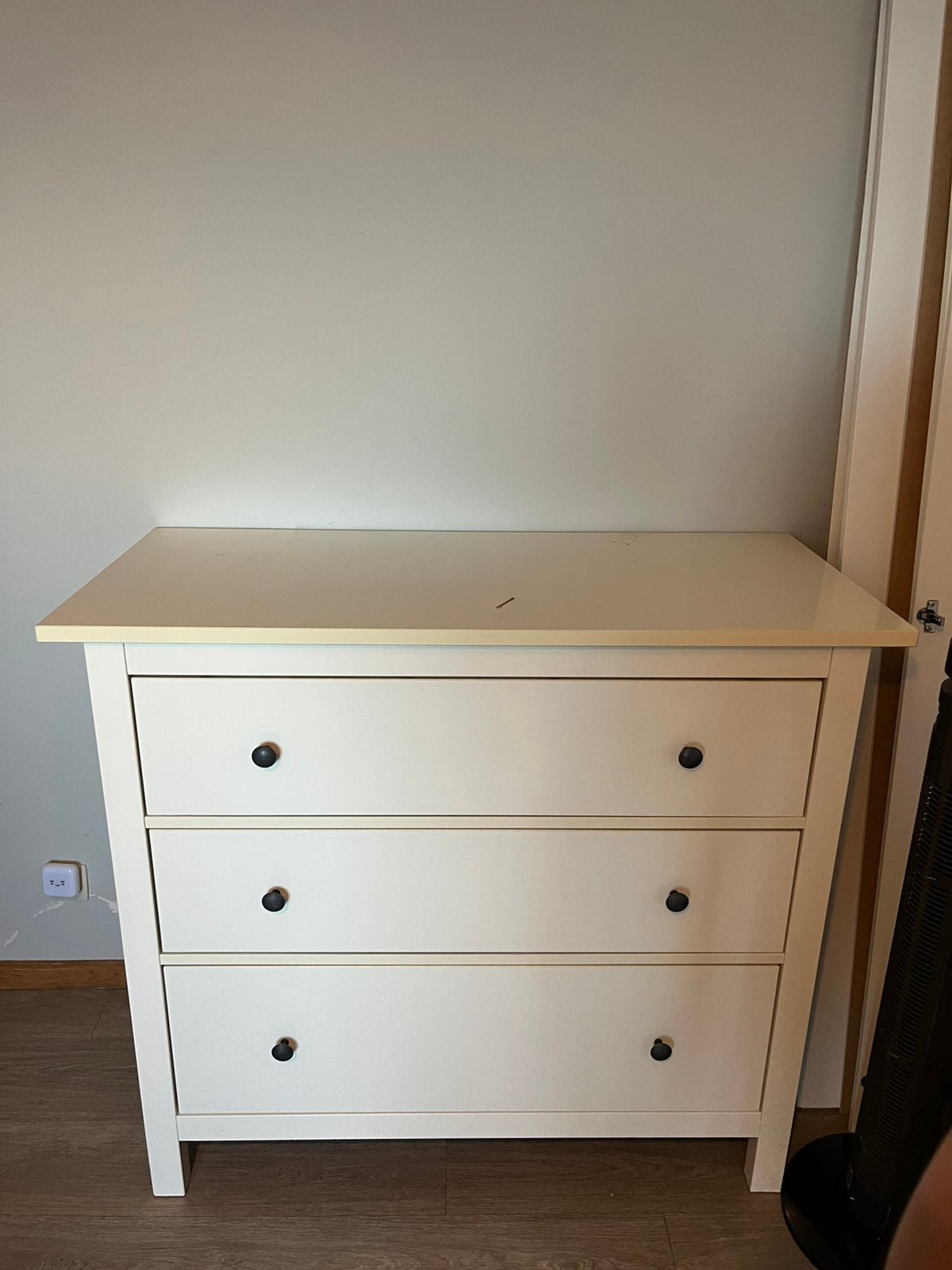 Gratis comode, 3 ou 4 tiroirs, 25 à 50 cm, Enlèvement, Utilisé