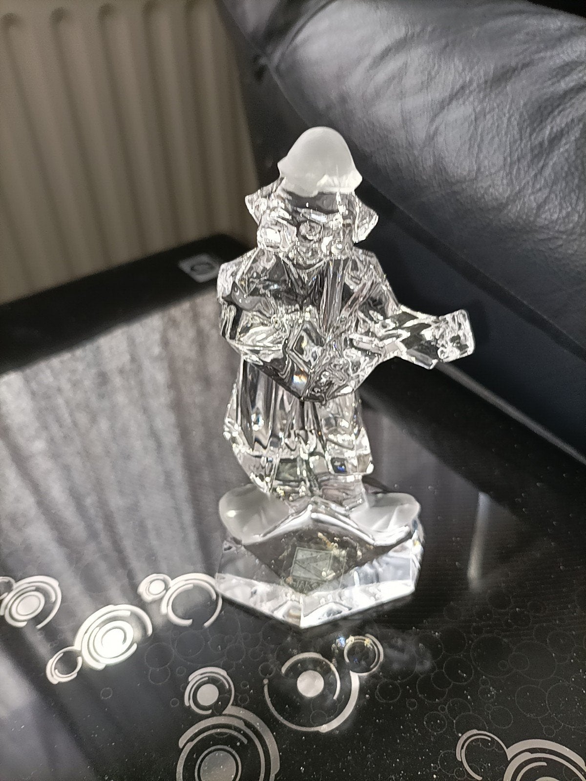 Kristallen beeldje van kristal krop, Ophalen