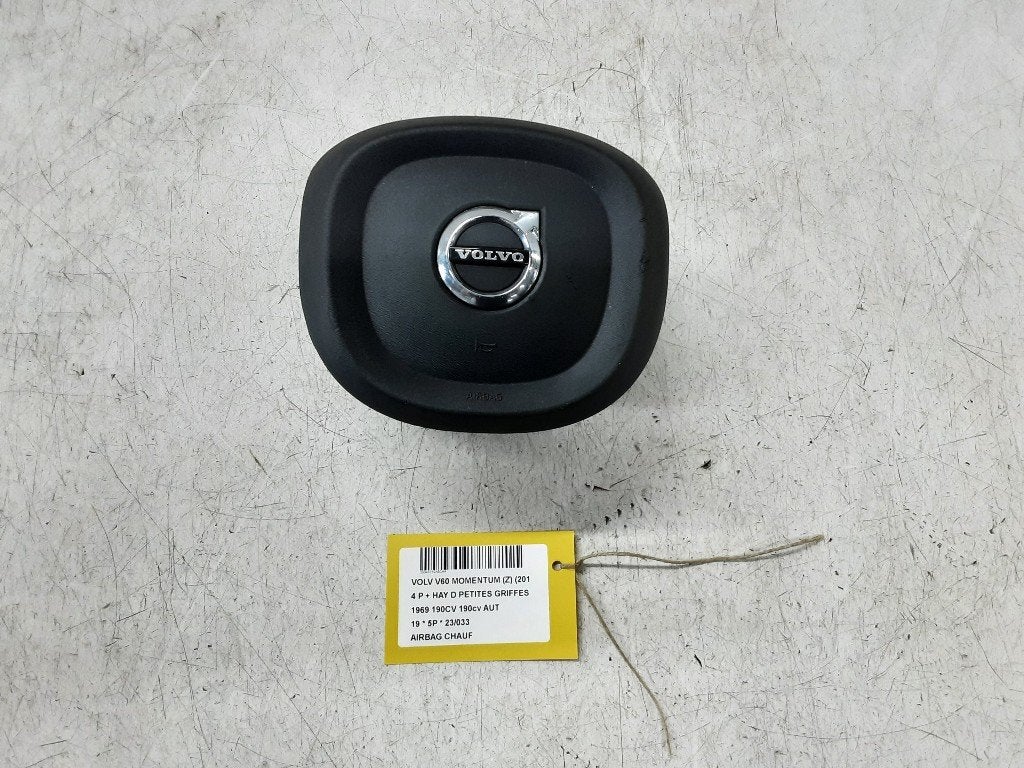 AIRBAG STUUR Volvo V60 II (ZW) (G1626100100), Auto-onderdelen, Overige Auto-onderdelen, Volvo, Gebruikt
