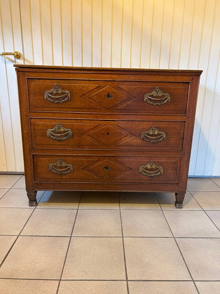 Antieke eiken commode, Ophalen