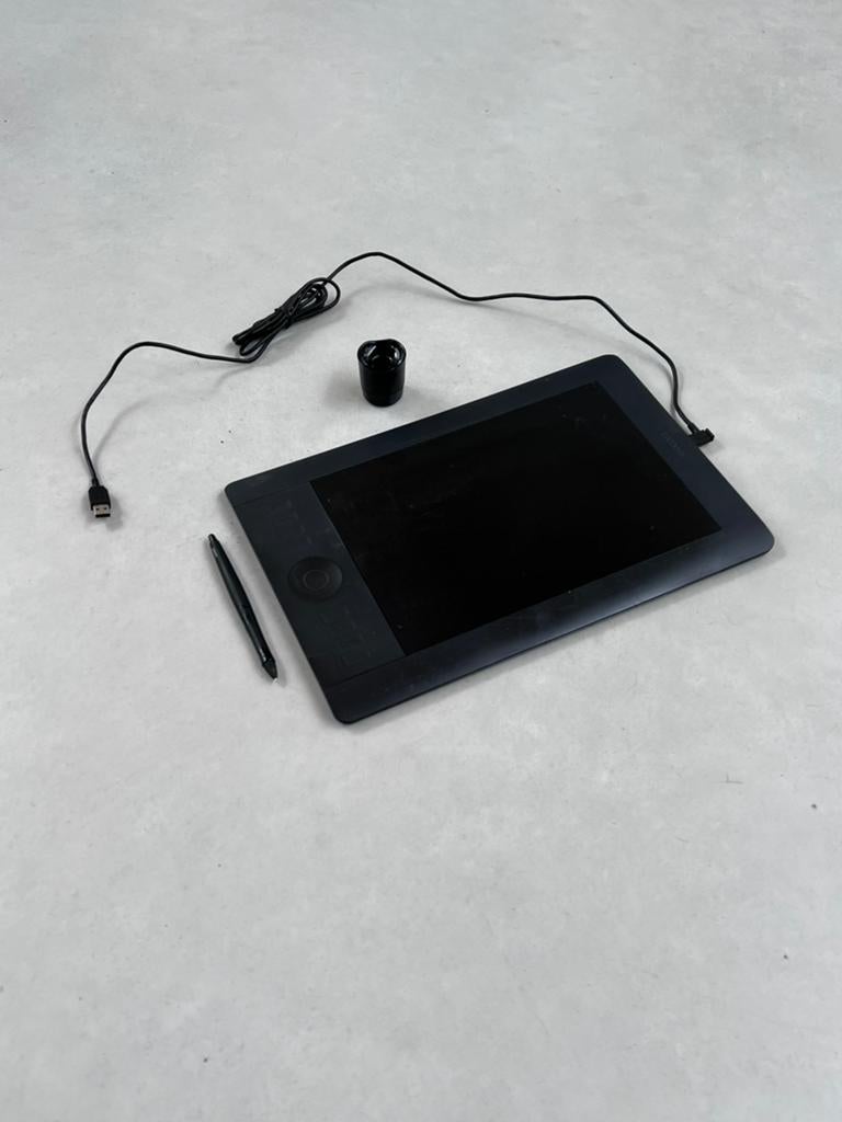Wacom Intuos5 M, Informatique & Logiciels, Tablettes graphiques, Enlèvement ou Envoi, Utilisé