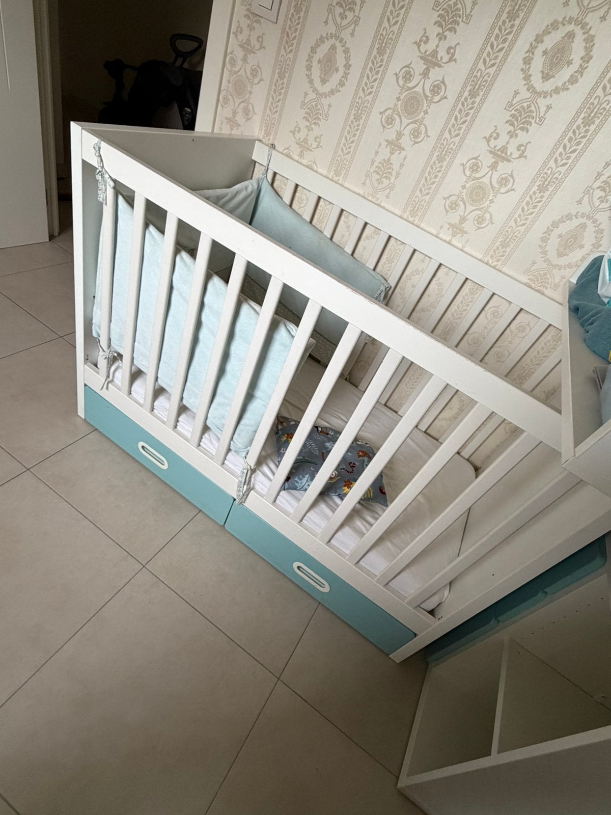 Lit pour bébé, Enfants & Bébés, Enlèvement, Comme neuf
