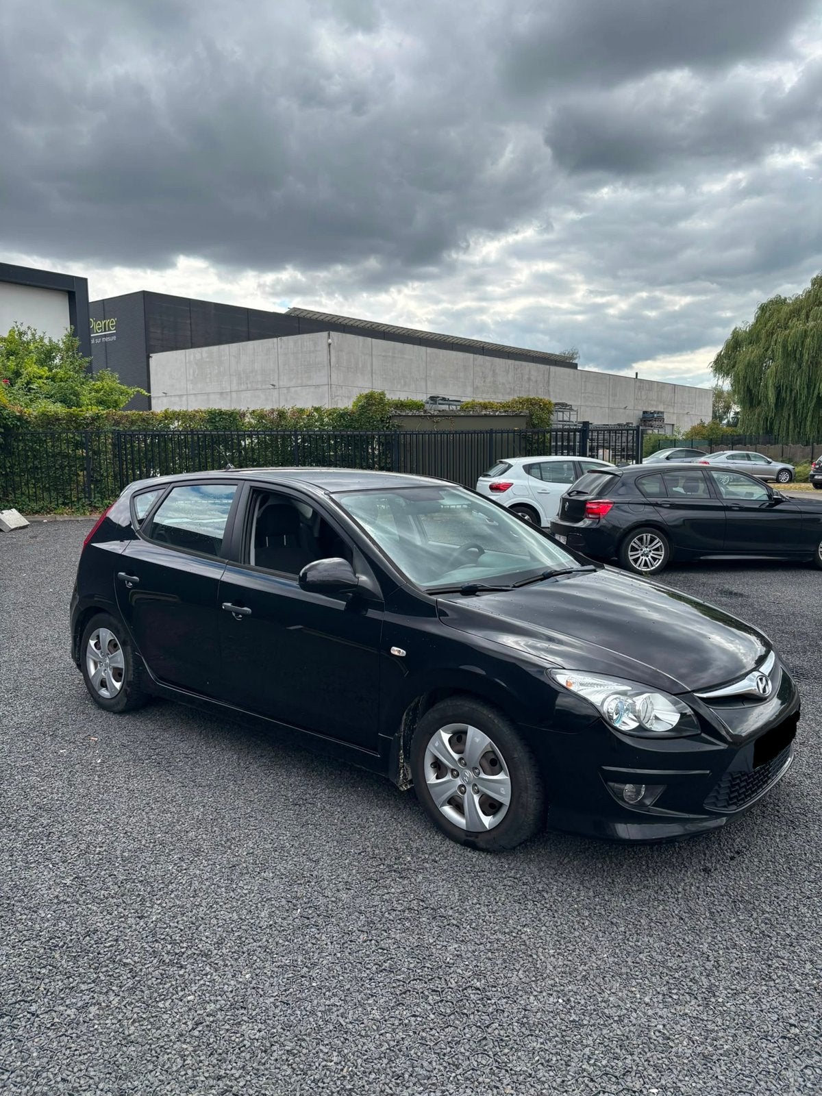 Hyundai i30 1.6 CRDi Diesel Blue Drive, Autos, Euro 5, Achat, Attache-remorque, Noir