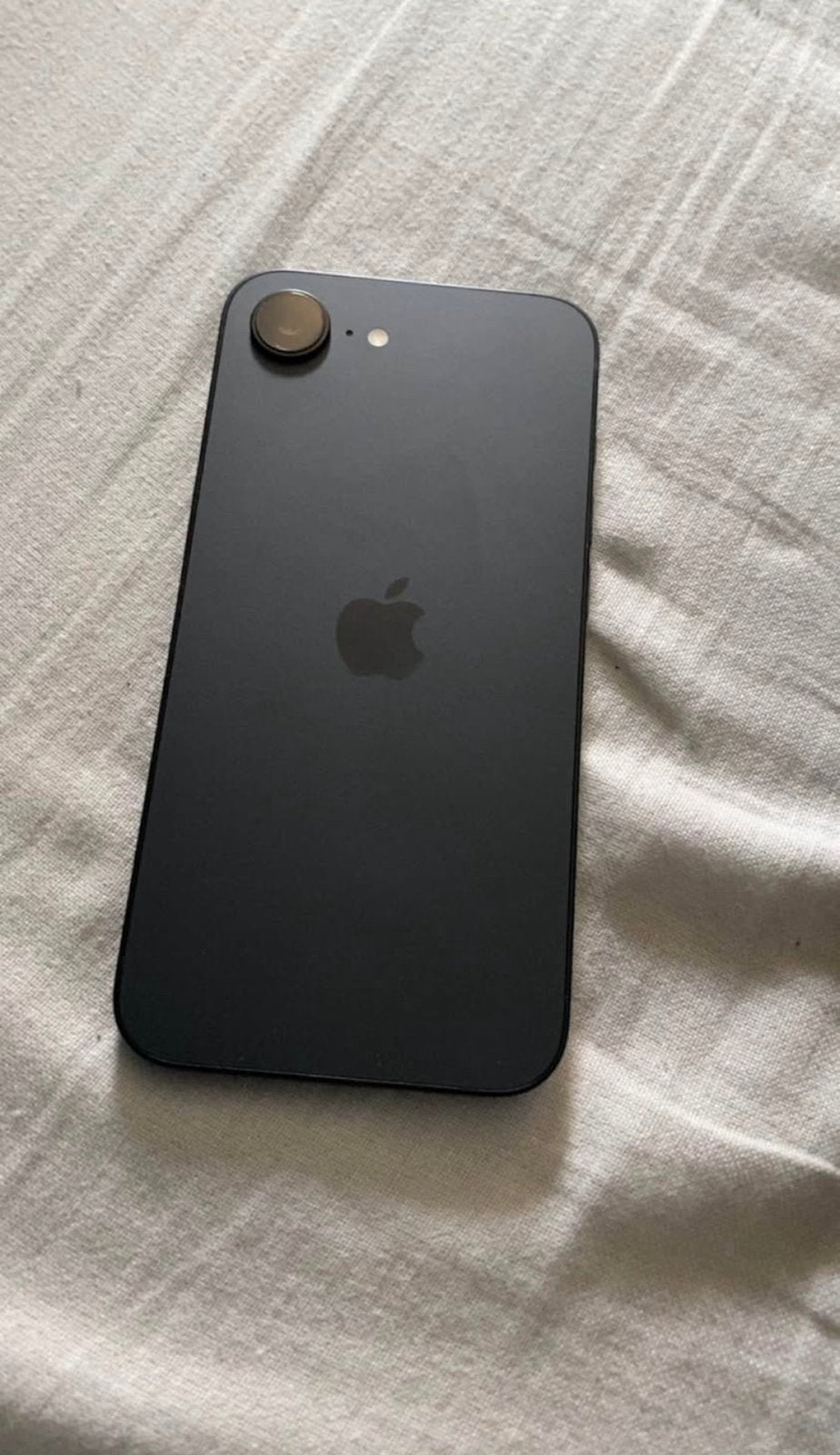 Iphone 16e 1 dag oud, Telecommunicatie, Mobiele telefoons | Apple iPhone, Ophalen, Zwart, Nieuw, 128 GB