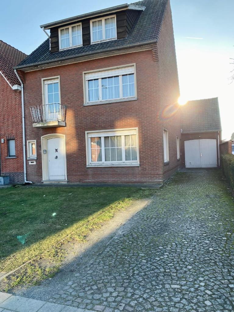 Gezinswoning met tuin te koop in Wechelderzande, Immo, 164 m², Wechelderzande, Provincie Antwerpen, 500 tot 1000 m²