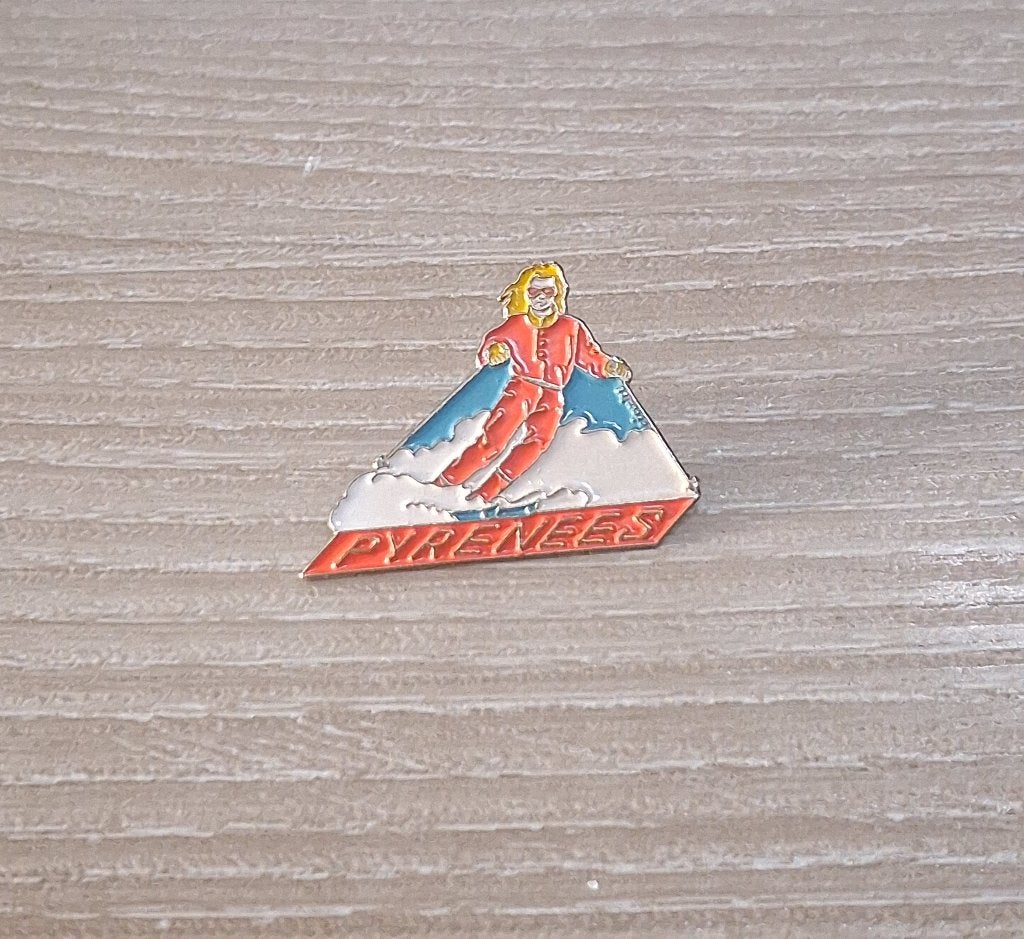 PIN - PYRENEES - PYRENEEËN - ALPINE SKI, Verzenden, Gebruikt, Sport, Speldje of Pin