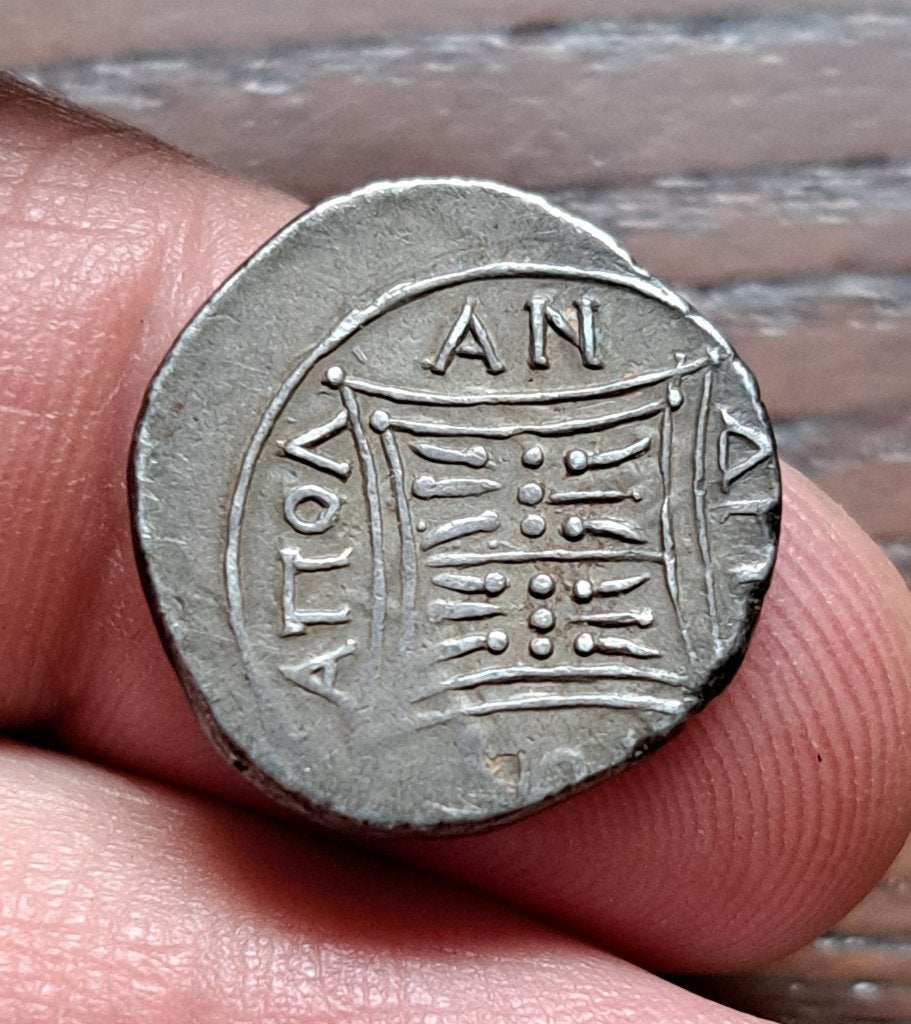 Illyria - Dyrrachium zogend kalf, Ophalen of Verzenden, Overige landen, Losse munt, Zilver