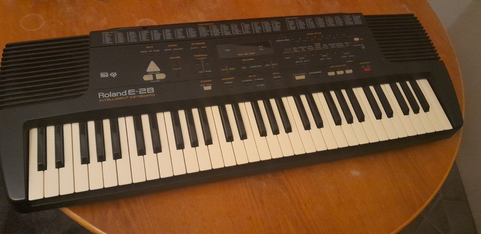 Roland e28, Musique & Instruments, Enlèvement ou Envoi