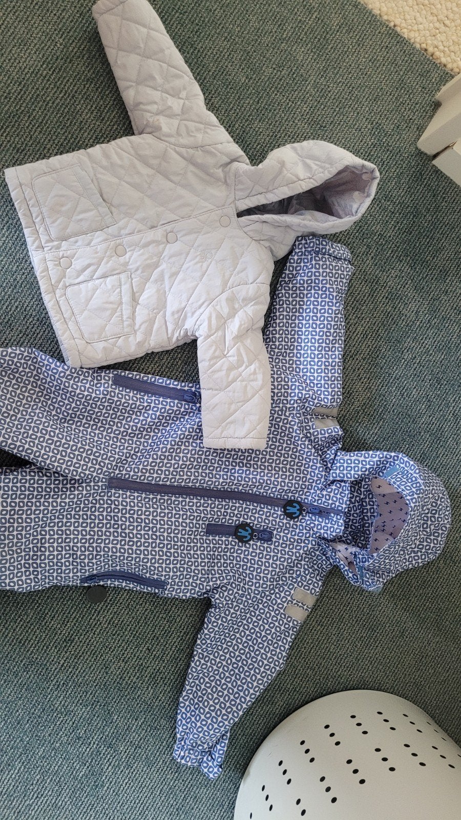 Ducksday kruippak + jasje Benetton, Enfants & Bébés, Vêtements de bébé | Packs de vêtements pour bébés, Enlèvement ou Envoi