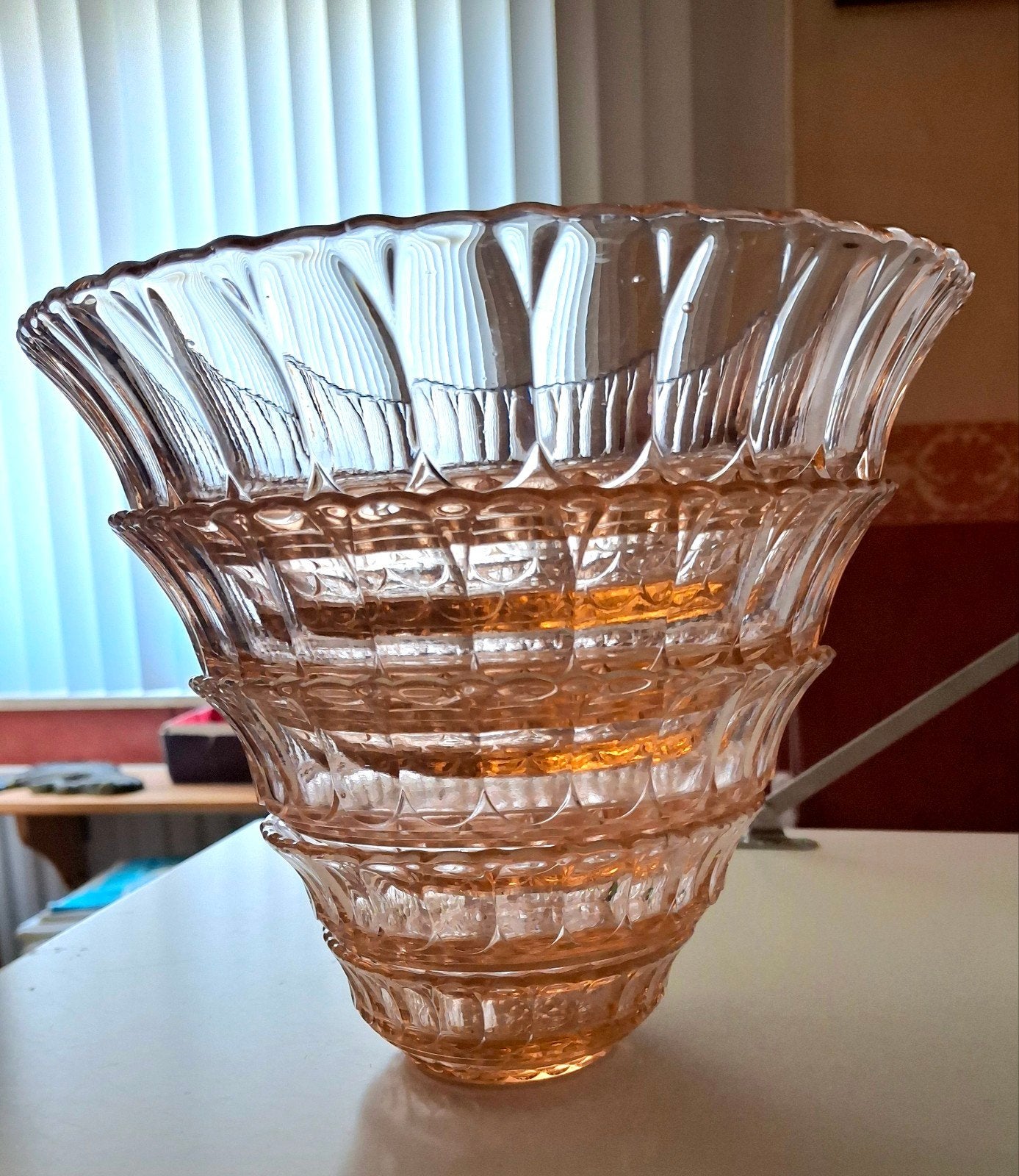 Verreries de Scailmont. Ensemble de bols gigognes en verre «, Enlèvement ou Envoi