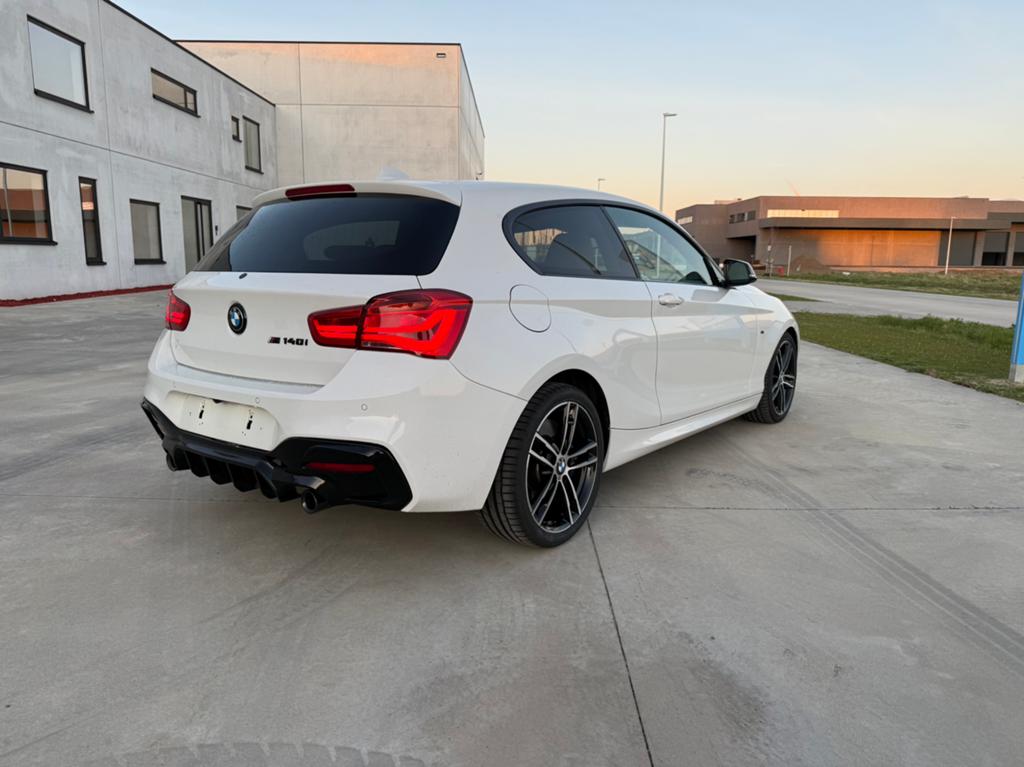 BMW M140iA RWD, Auto's, BMW, Automaat, Wit, Leder, Bruin
