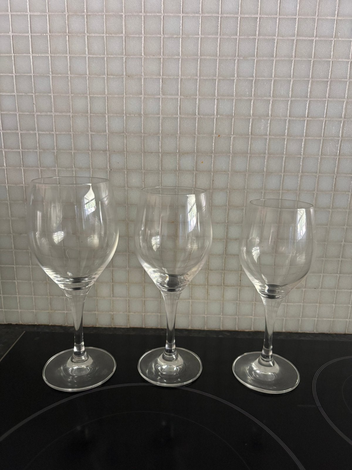 18 wijnglazen, Ophalen, Nieuw
