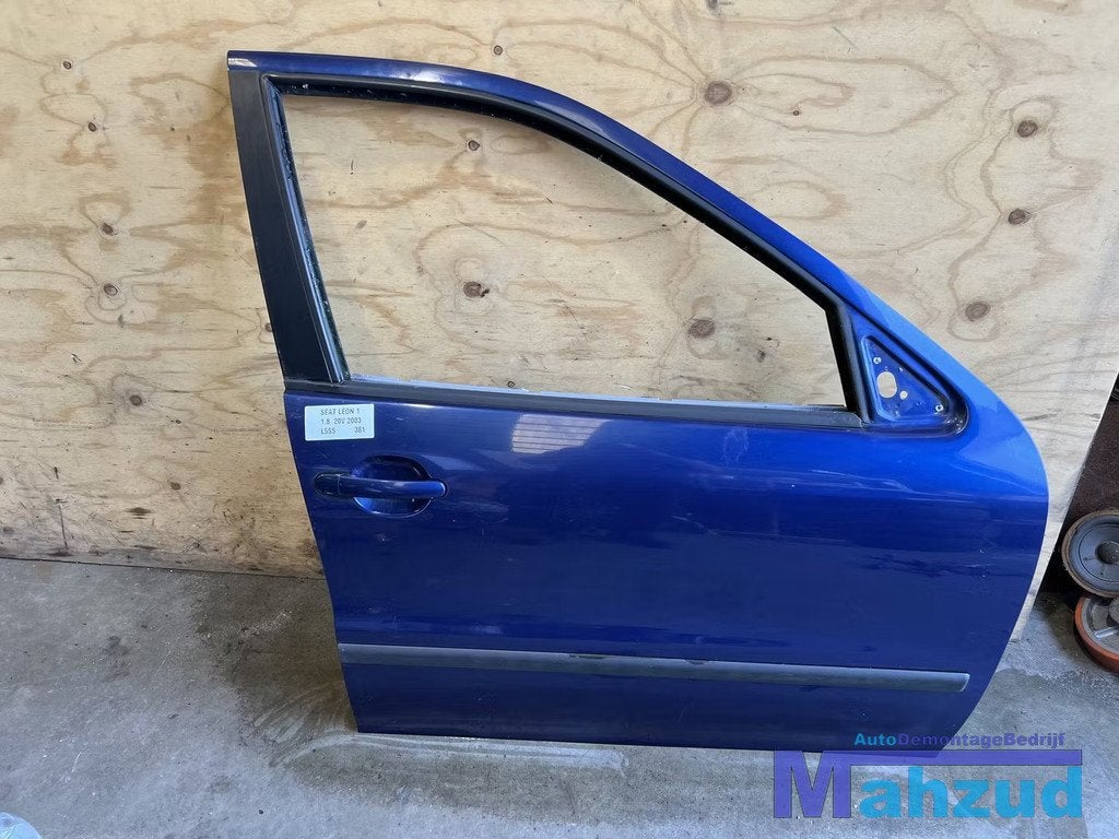 SEAT LEON 1 BLAUW L5S5 rechts voor deur 1999-2005, Autos : Pièces & Accessoires, Carrosserie & Tôlerie, Porte, Seat, Avant, Droite