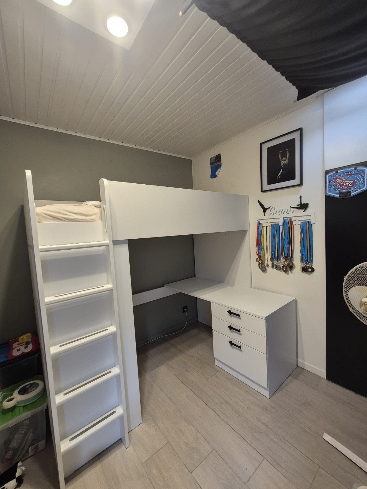 Hoogslaper SMÅSTAD Ikea met bureau en kast, Ophalen, Gebruikt, Hoogslaper