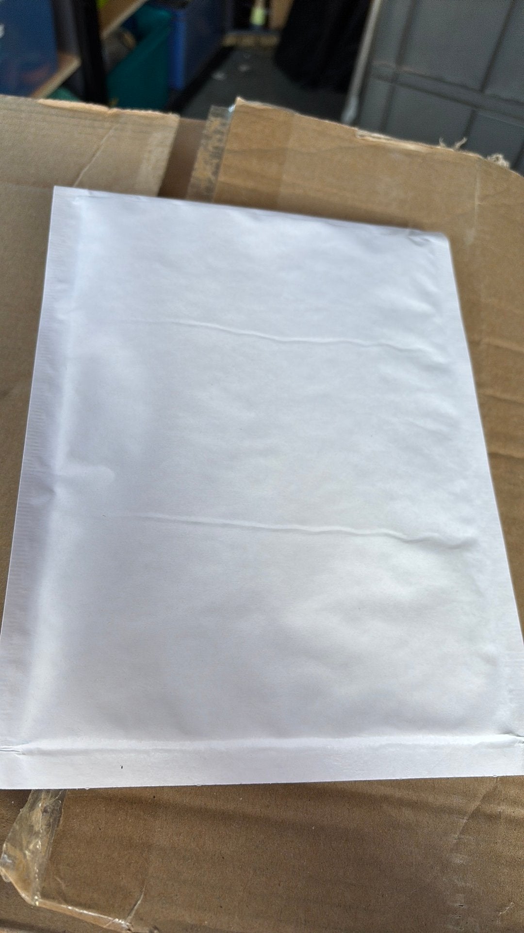 100 tal bubbel enveloppen, Ophalen, Nieuw