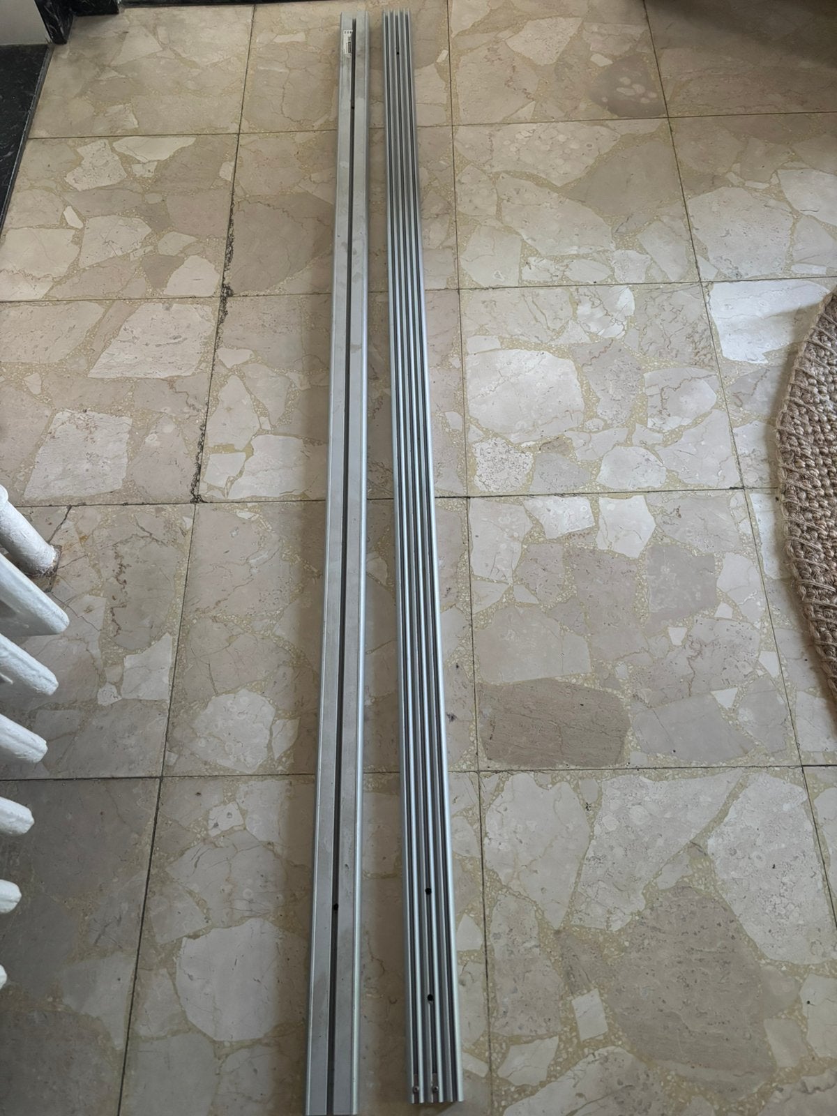 IKEA KVARTAL DRIEVOUDIGE RAIL, Enlèvement, Comme neuf