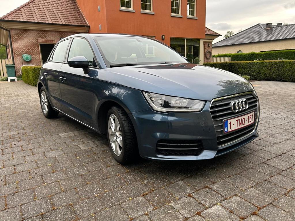 Audi A1 Sportback 1.0 TFSI 82PK van 03/2018, Auto's, Audi, Voorwielaandrijving, Stof, A1, Blauw