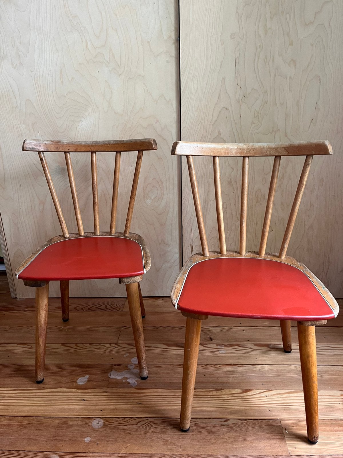 2 schattige 50’s kinderstoeltjes, Huis en Inrichting, Stoelen, Ophalen, Gebruikt, Twee, 50's