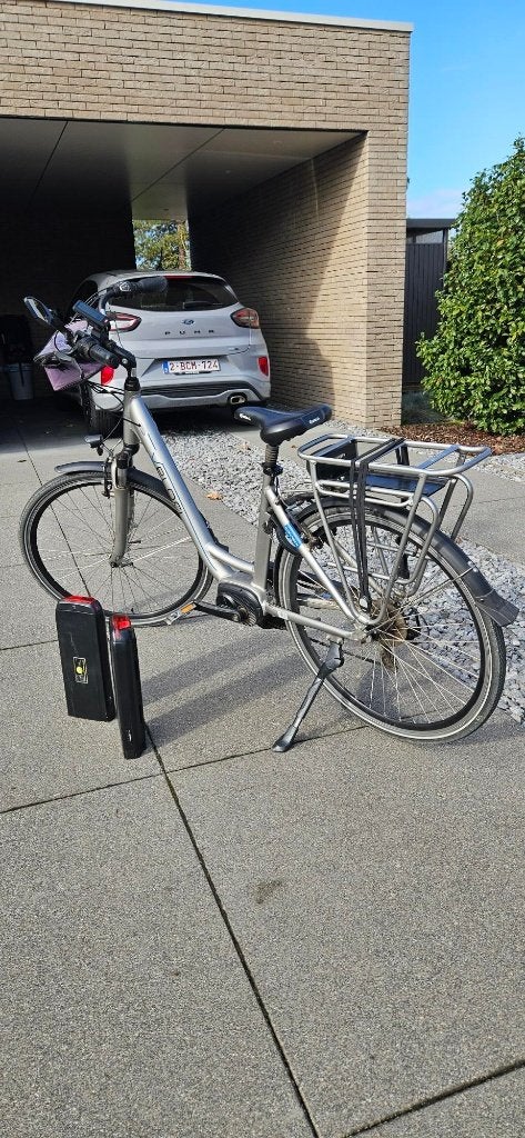 E-BIKE Electrische fiets, Fietsen en Brommers, Gebruikt, 47 tot 51 cm, 50 km per accu of meer, Ophalen