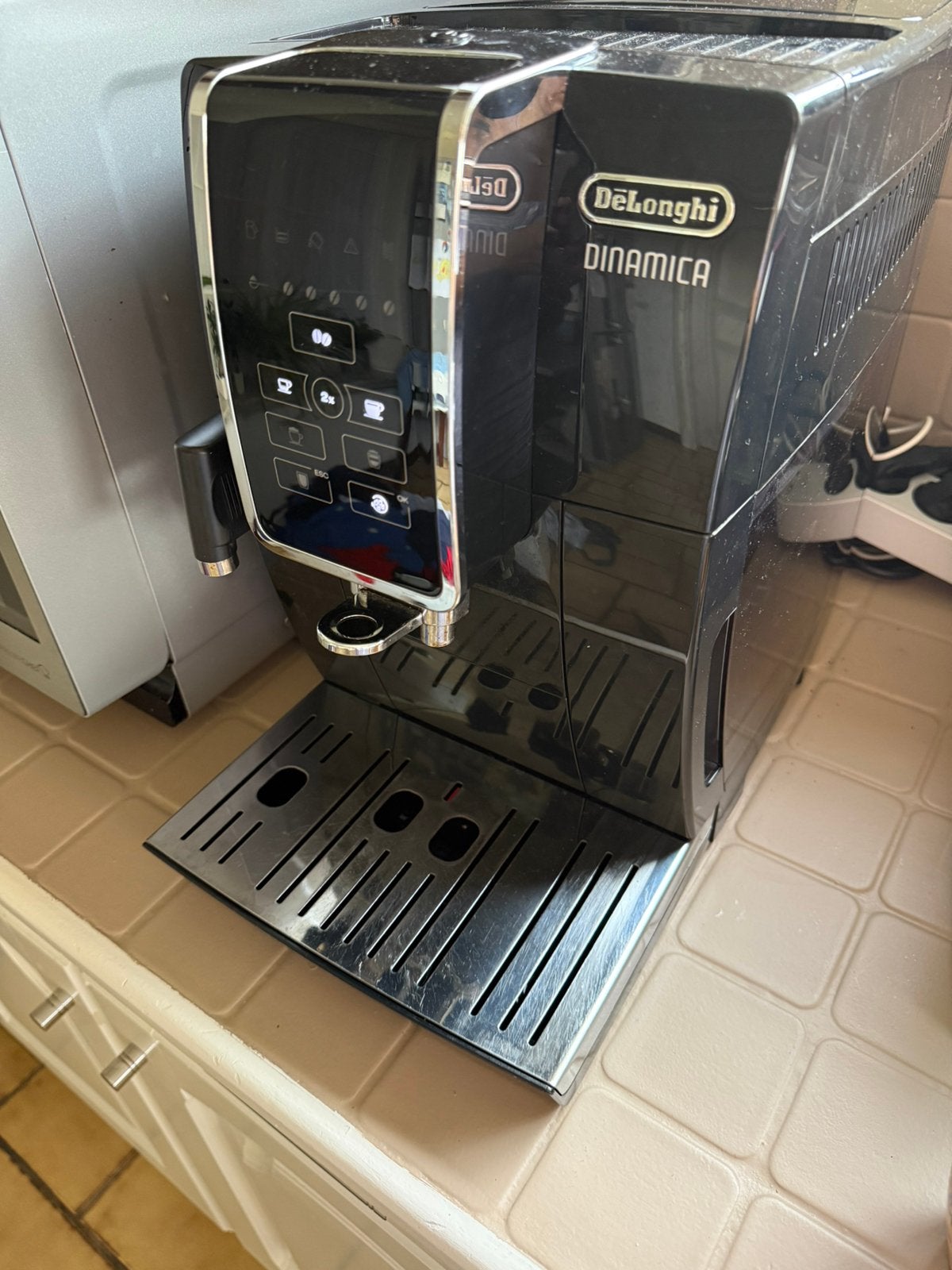 De’Longhi Dinamica ECAM 350.50.B Espressomachine, Afneembaar waterreservoir, Koffiemachine, Ophalen of Verzenden, Zo goed als nieuw