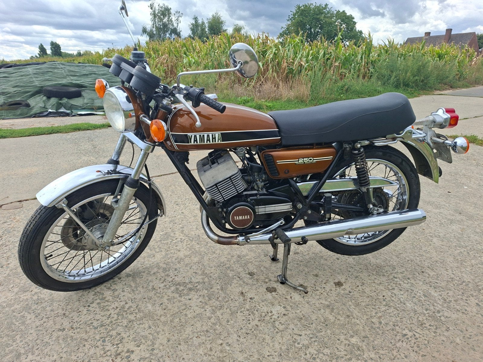 Yamaha RD250 (type 352), Neuf