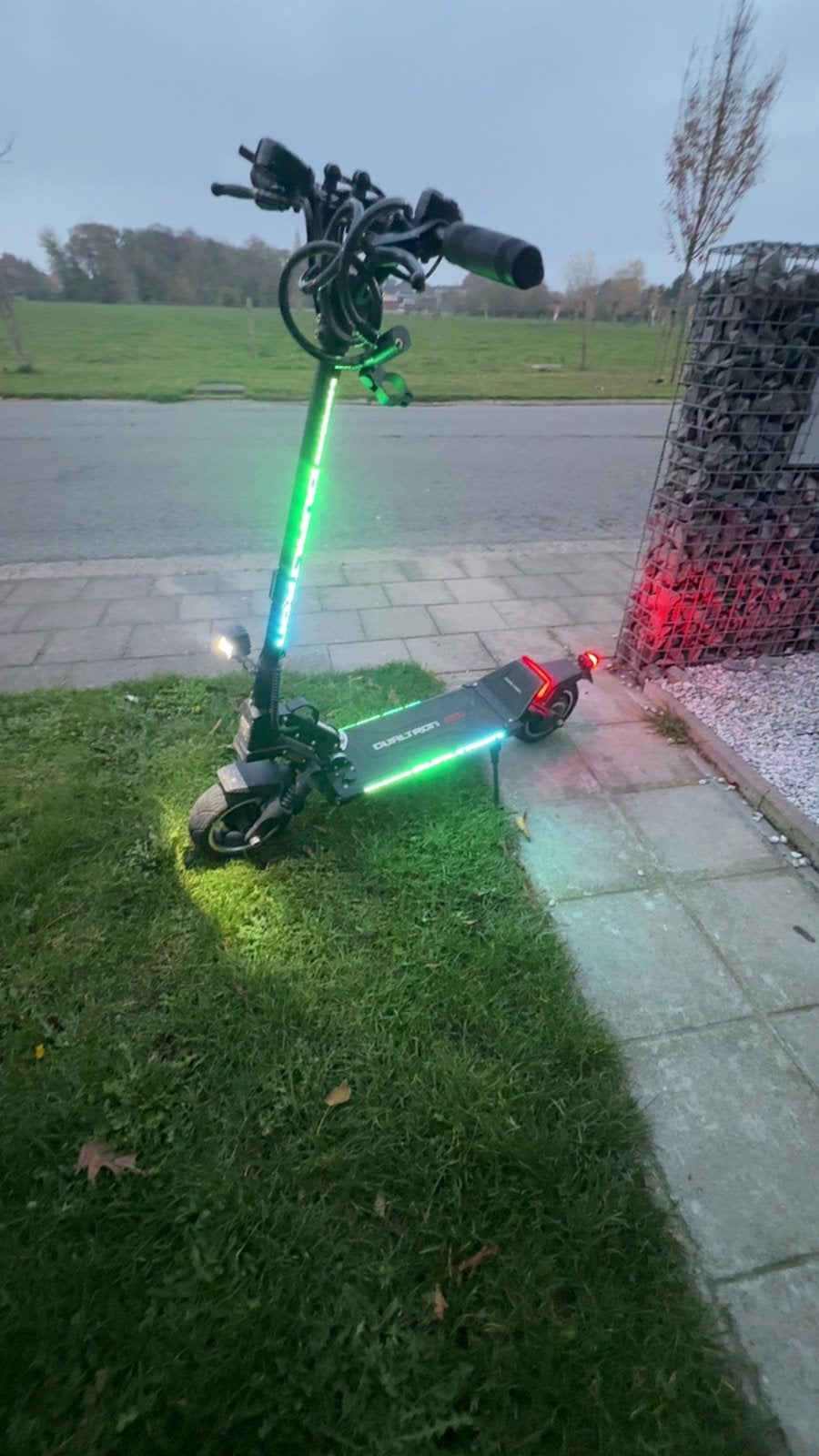 Elektriche step 45+, Fietsen en Brommers, Ophalen, Zo goed als nieuw, Elektrische step (E-scooter)