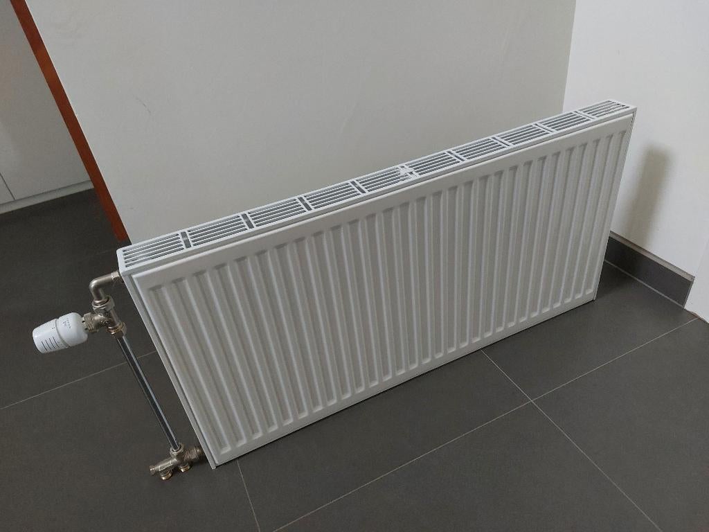 Radiator nieuw, Ophalen, 30 tot 80 cm, Hoog rendement (Hr), Radiator