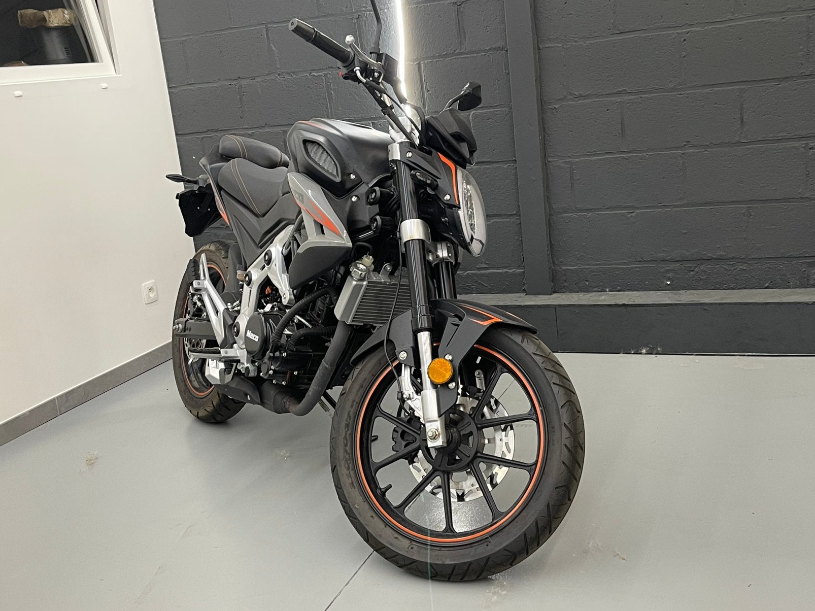 Moto 125 neco, Motoren, 11 kW of minder, Sport, Particulier