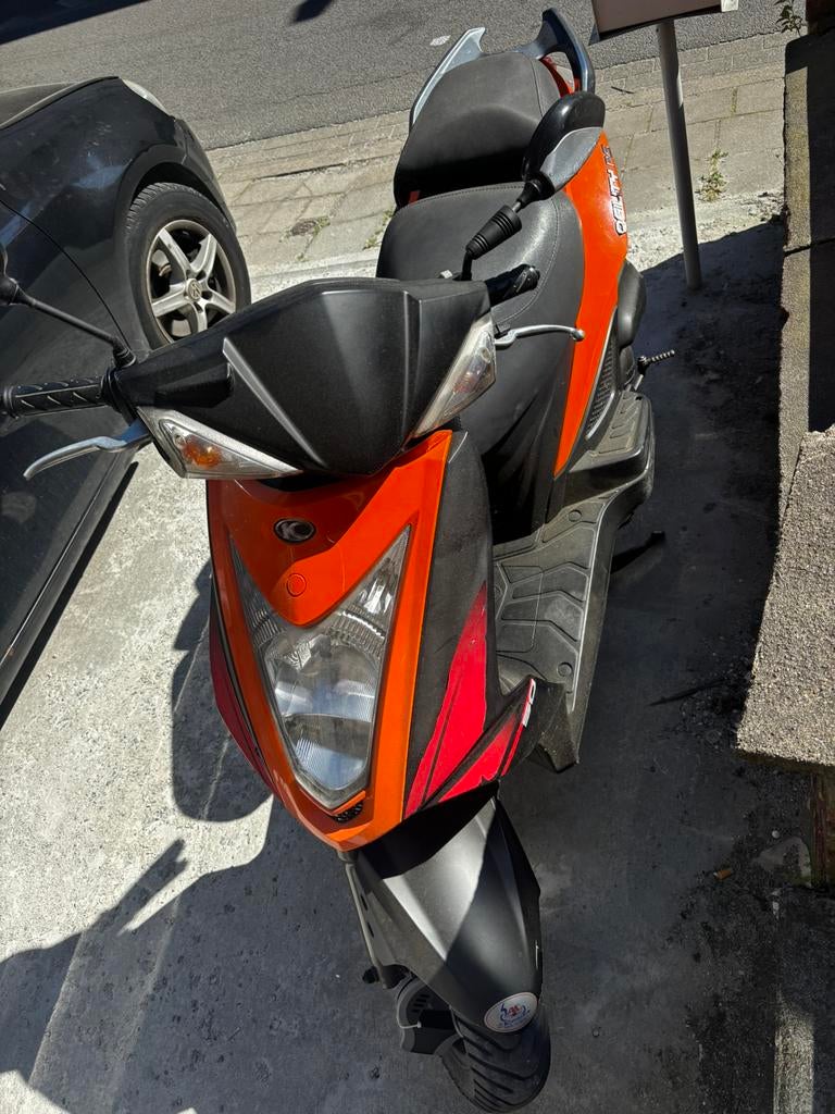 Scoter sans permis, Fietsen en Brommers, Scooters | Kymco, Ophalen, Overige modellen, Klasse A (25 km/u), Zo goed als nieuw