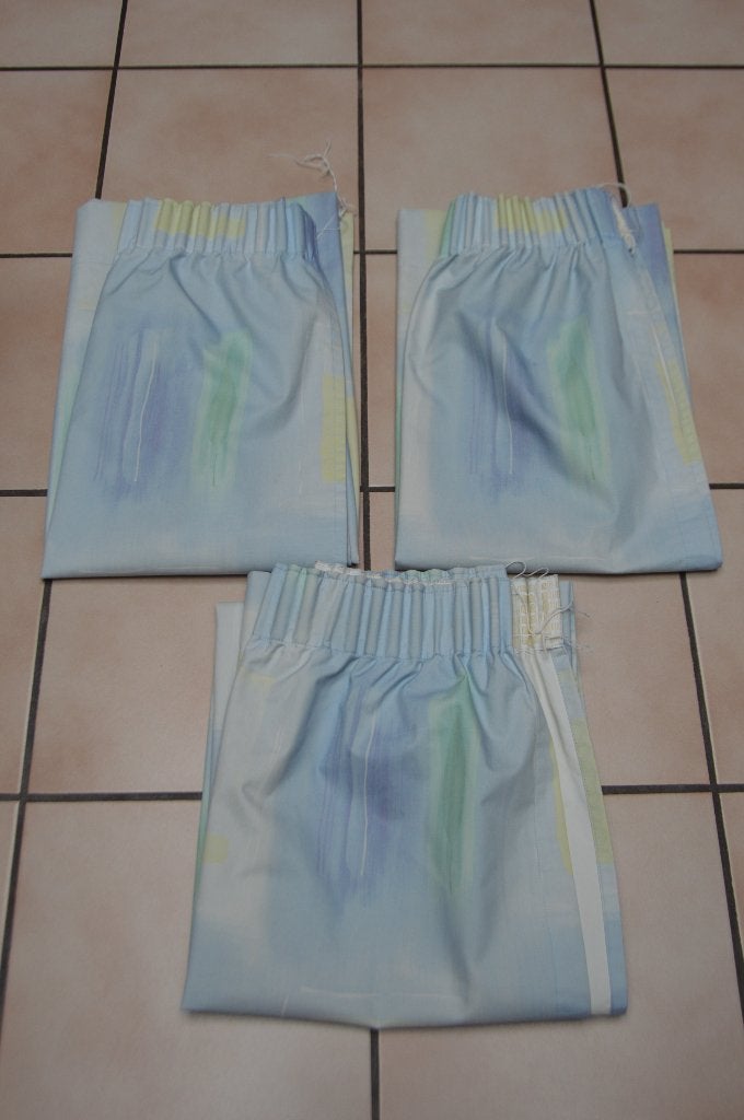 Set van 3 verduisteringsgordijnen in pastelkleur met ruches!, Huis en Inrichting, Gebruikt, In te korten, 158 cm, Ophalen of Verzenden