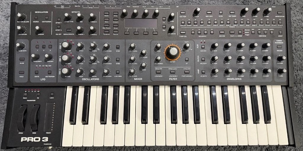 Sequential Pro-3., Musique & Instruments, Neuf, Roland, Avec connexion MIDI, Enlèvement ou Envoi
