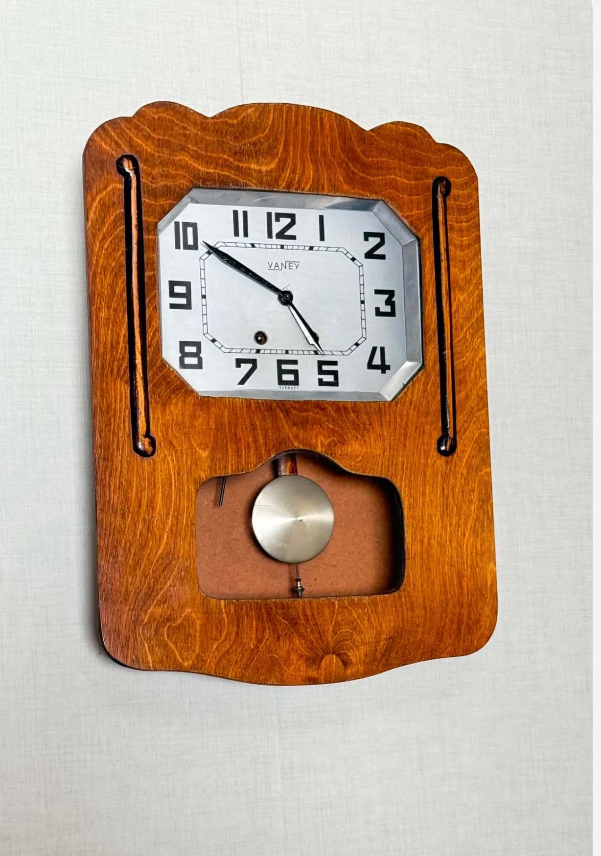 Franse Art Deco wandklok Vaney",(jaren 30), Ophalen