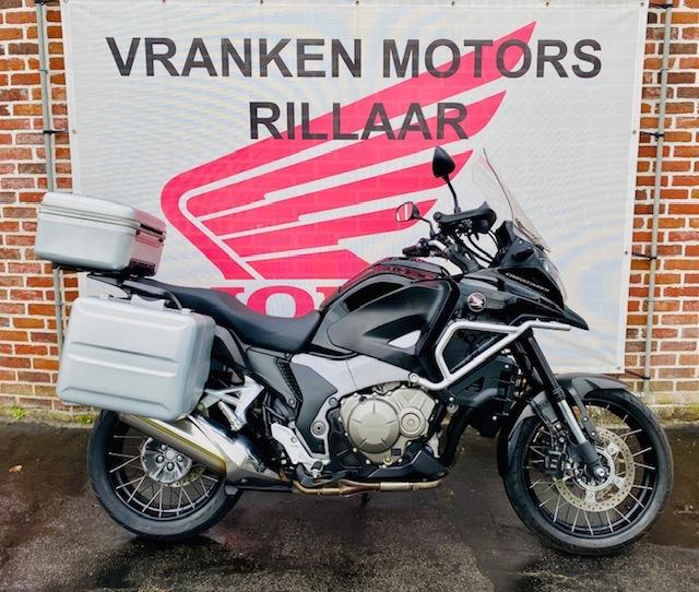 VFR1200X Cross Tourer /VFR1200x/VFR/1200/Cross Tourer, Motos, Tourisme, Entreprise, Occasion, Plus de 35 kW