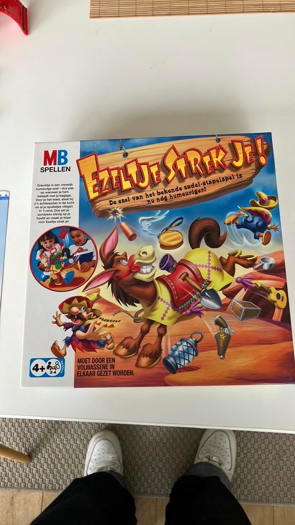 Ezeltje Strek je MB spellen, Ophalen, Zo goed als nieuw