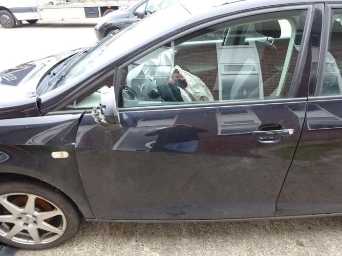 Portier 4Deurs links-voor van een Seat Ibiza (LZ9Y), Auto-onderdelen, Gebruikt, -, Deur, -