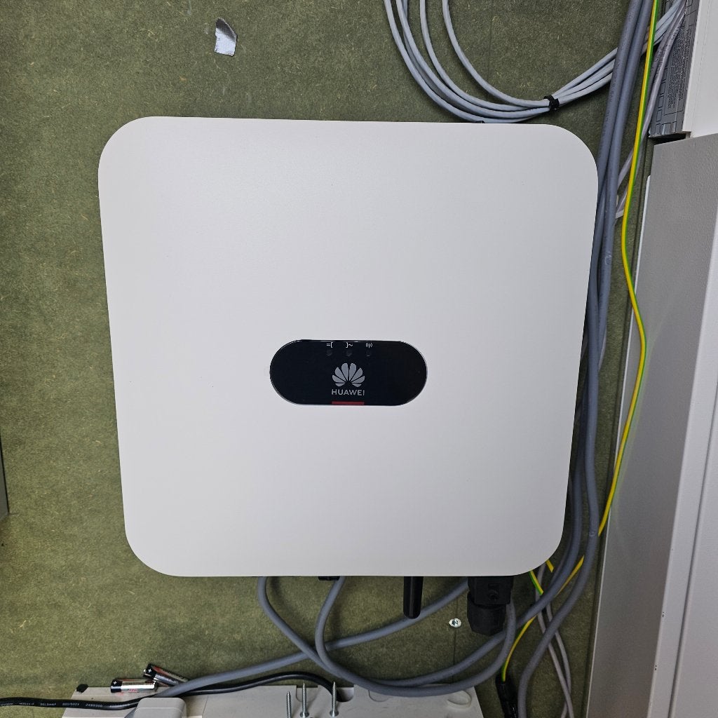 Huawei SUN2000-4KTL-L1 Hybride Omvormer, Bricolage & Construction, Panneaux solaires & Accessoires, Utilisé, Système complet, 200 watts-crêtes ou plus
