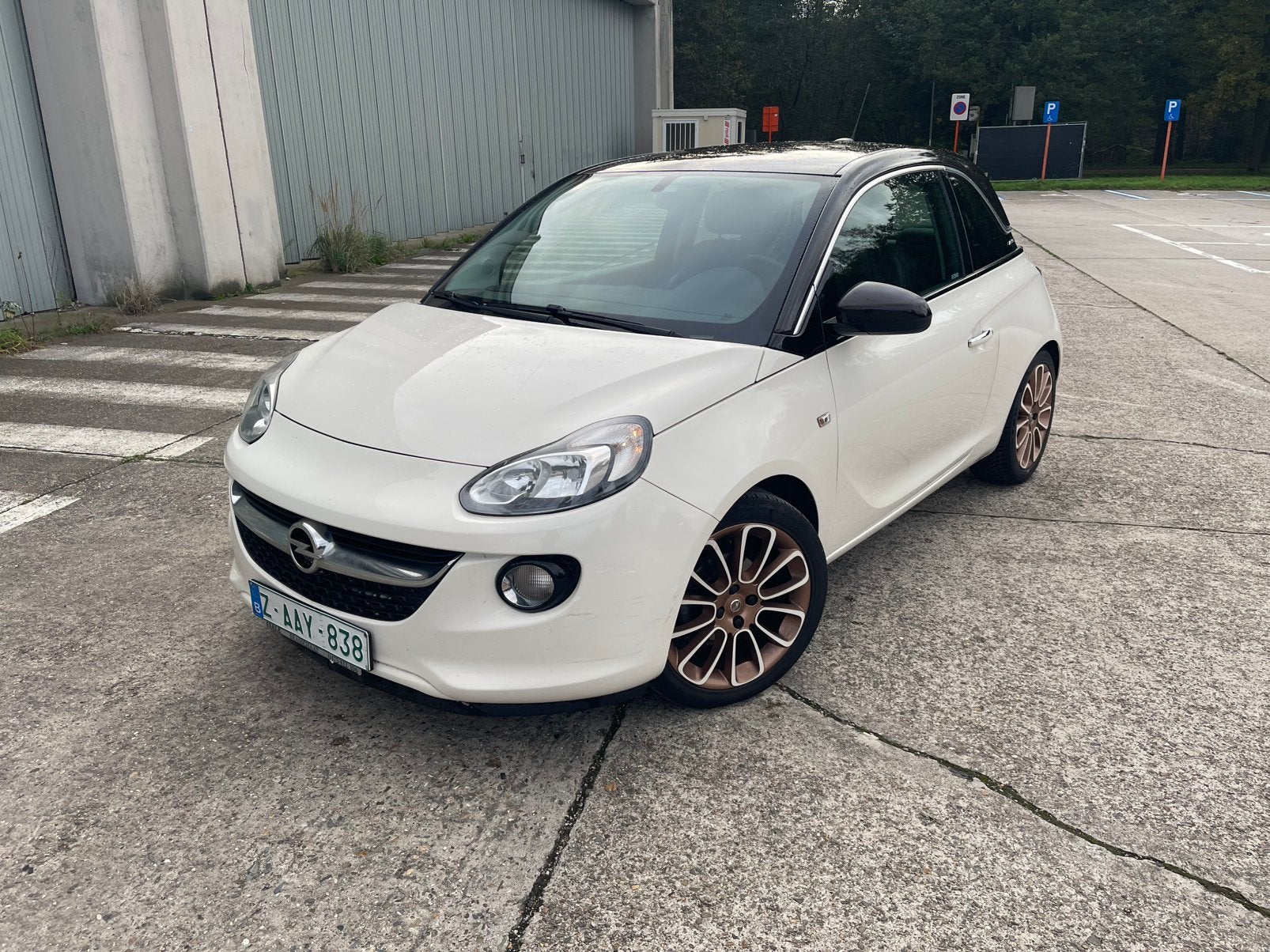 ADAM 1.2i AIRCO/LEDER/NAVI/EU6!!!!!!, Auto's, Voorwielaandrijving, Verwarmde buitenspiegels, ADAM, 4 cilinders