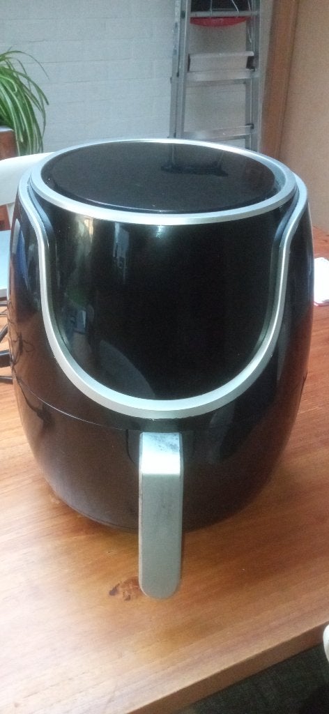Airfryer 2-3 j oud, Electroménager, Enlèvement ou Envoi, Utilisé, Friteuse à air, 750 à 999 grammes