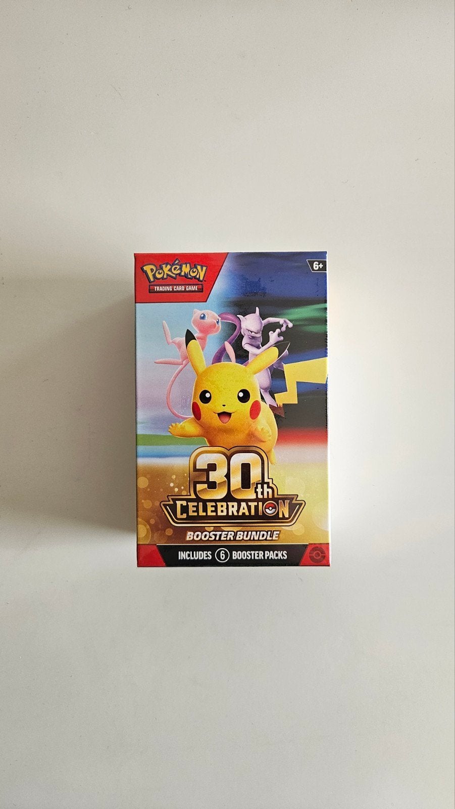 Pokémon Booster bundle 30th anniversary, Ophalen of Verzenden, Nieuw, Boosterbox, Foil