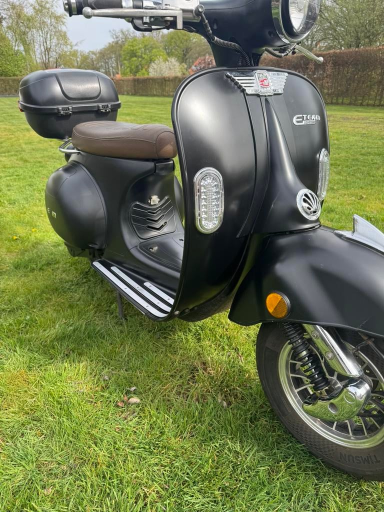 Retro elektrische scooter - klasse B - 45km/u, Ophalen, Elektrisch, 0 cc, Klasse B (45 km/u)