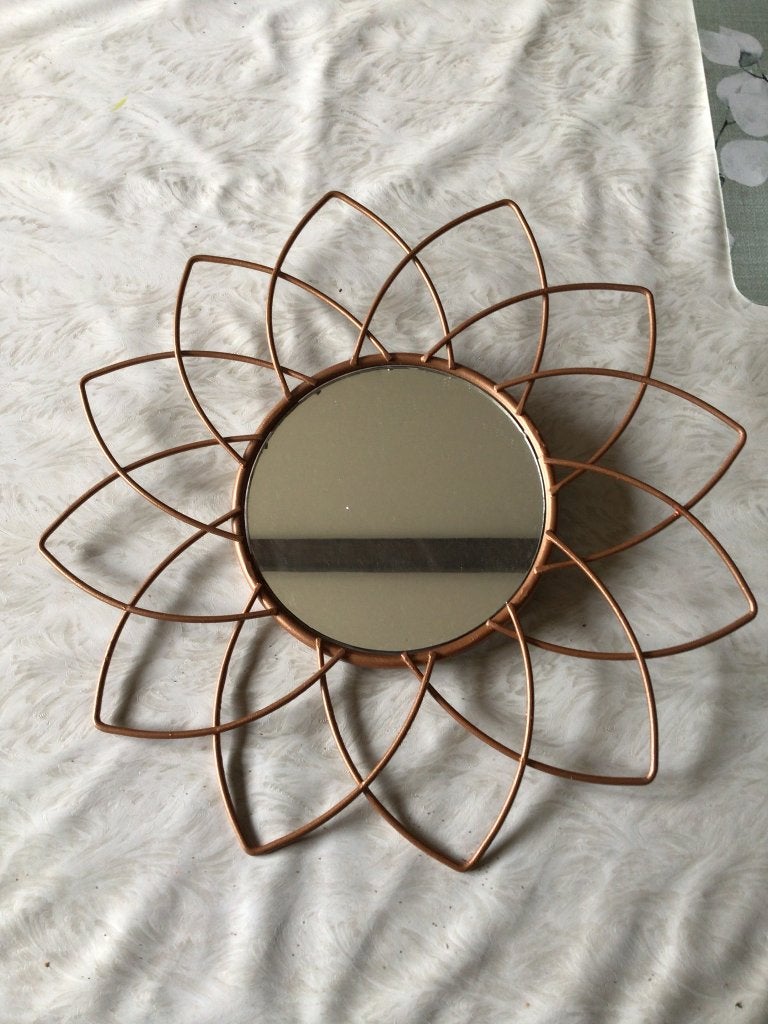 Miroir en forme de soleil, fleur, Maison & Meubles, Accessoires pour la Maison | Miroirs, Enlèvement ou Envoi, Comme neuf, Rond