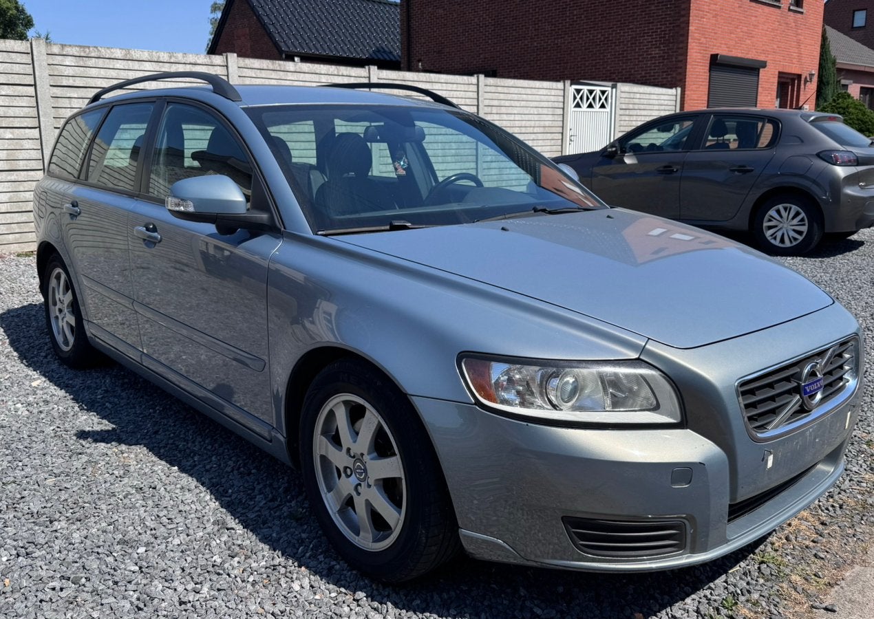 Volvo v50 edrive 1.6Diesel 2300€, Auto's, Volvo, Euro 5, Electronic Stability Program (ESP), 5 deurs, Particulier