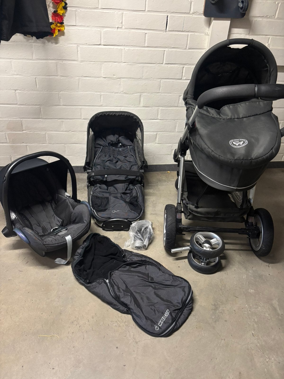 Volledige buggy met maxi cosi merk childwheels, Kinderen en Baby's, Gebruikt, Combiwagen, Luchtbanden, Ophalen